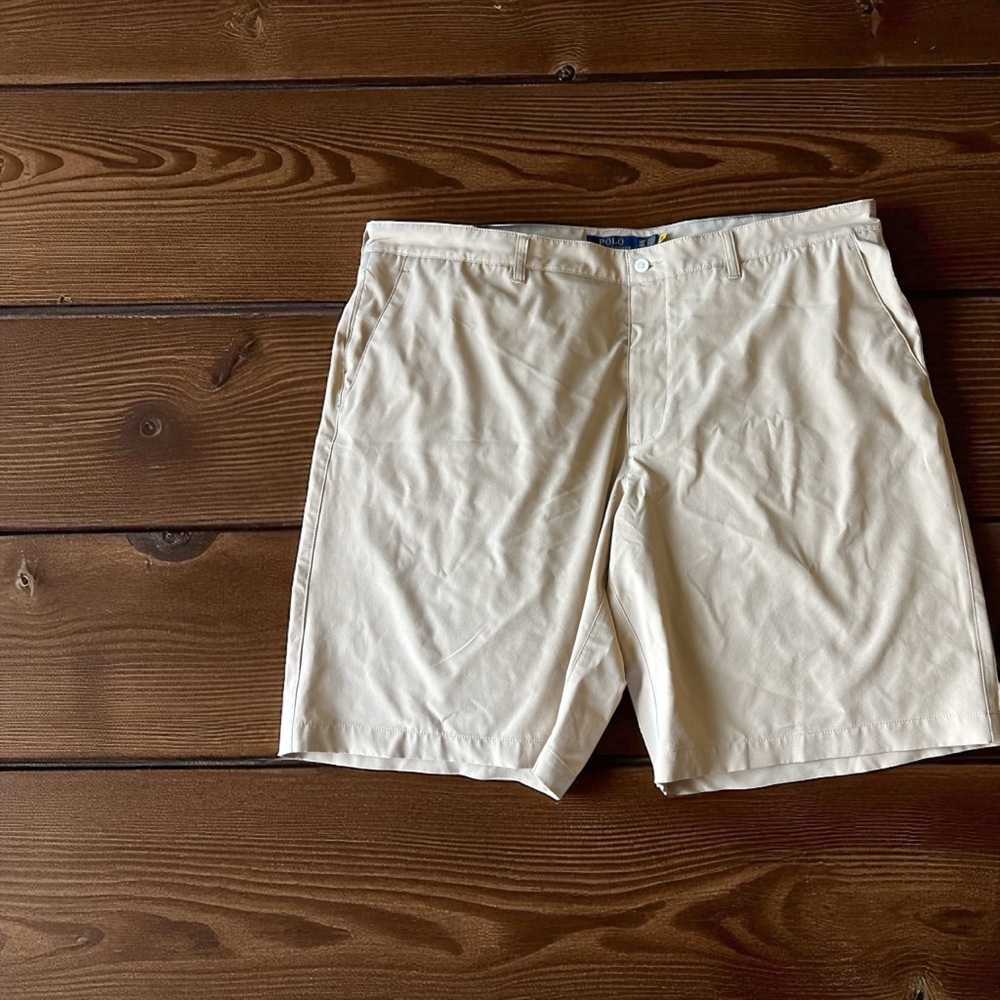 ❤️🍂Ralph Lauren Men's Tan Flat Front Shorts